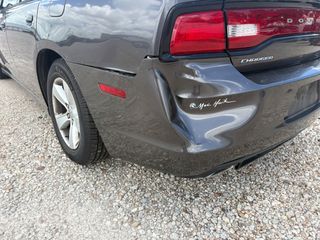 2014 Dodge Charger SE - Primary Damage Right Image